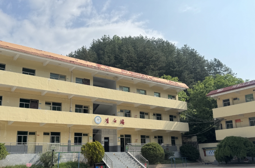 【工會新聞】“筑夢花開”(六)公眾智能公益支教紅巖寺鎮(zhèn)萬青小學活動